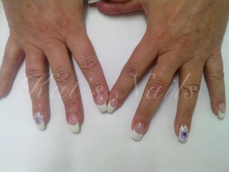 French manicure met paarse One Stroke.jpg